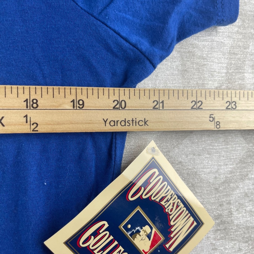 New Era Cooperstown Collection Women XL Blue NWT Distressed Cubs Graphic Tee MLB - Picture 3 of 9